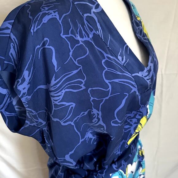 Tropical Vacation Slip Dress with Tie Belt Light and Comfy Medium - Picture 2 of 9